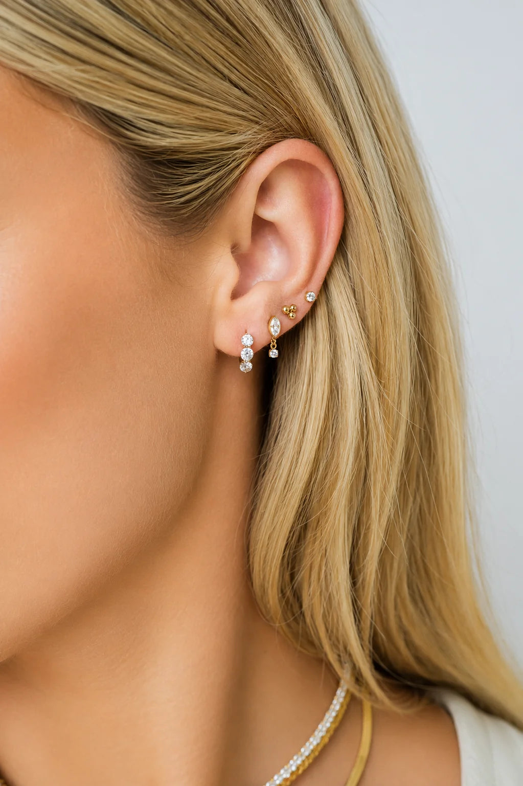 14K Bezel Diamond Flat Back Stud